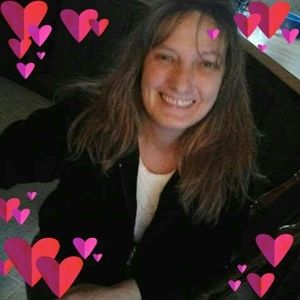 Meet your Posher, Denise